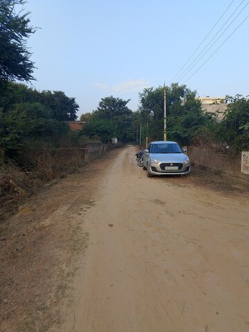 Parking in  Plot at Nijampur Malhaur – for Sale
