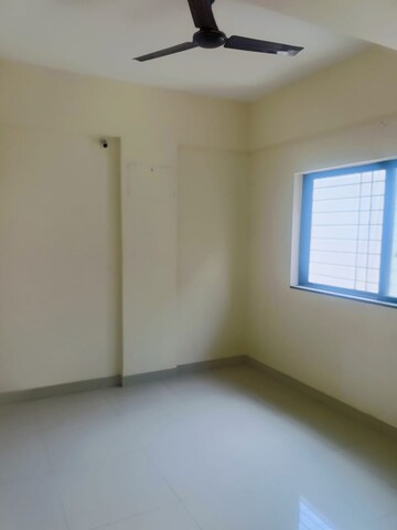 Room in 1 RK Apartment at Vanaz Corner, Kothrud – for Rent
