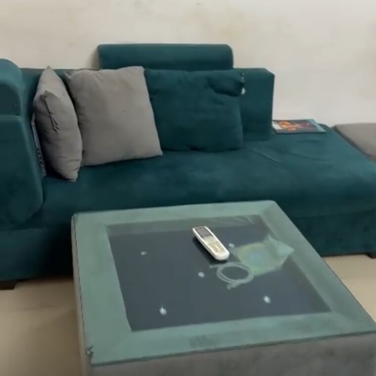 Living Room, mayur vihar phase ii 4 Bedroom 2300 Sq.Ft. Apartment In Mayur Vihar Phase ii Delhi 8699622