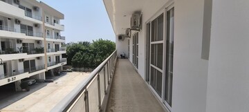 Balcony in 5 BHK Apartment at SS Linden, Sector 84 – for Rent