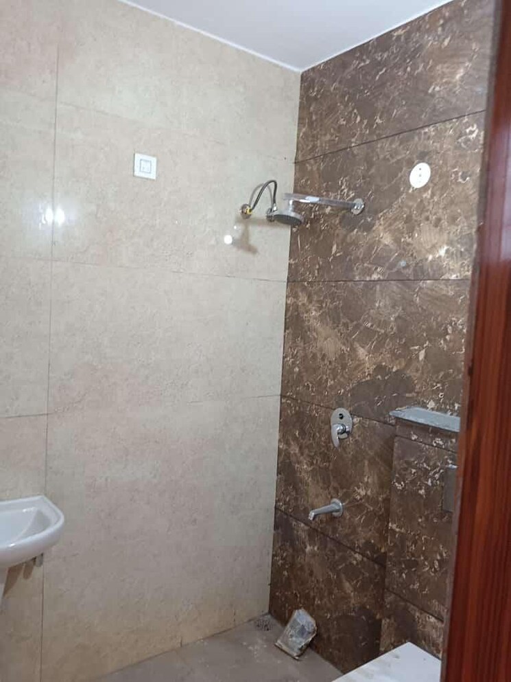 Attached Bathroom, kishanpura 4 Bedroom 1200 Sq.Ft. Independent House In Kishanpura Zirakpur 8699561