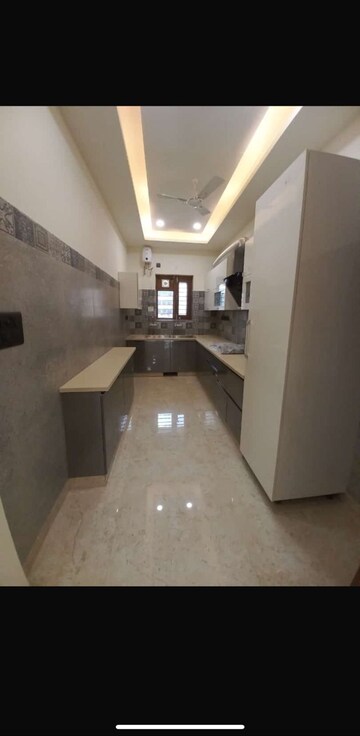 Kitchen in 4 BHK Builder Floor at BP Homes, Sector 85 – for Sale