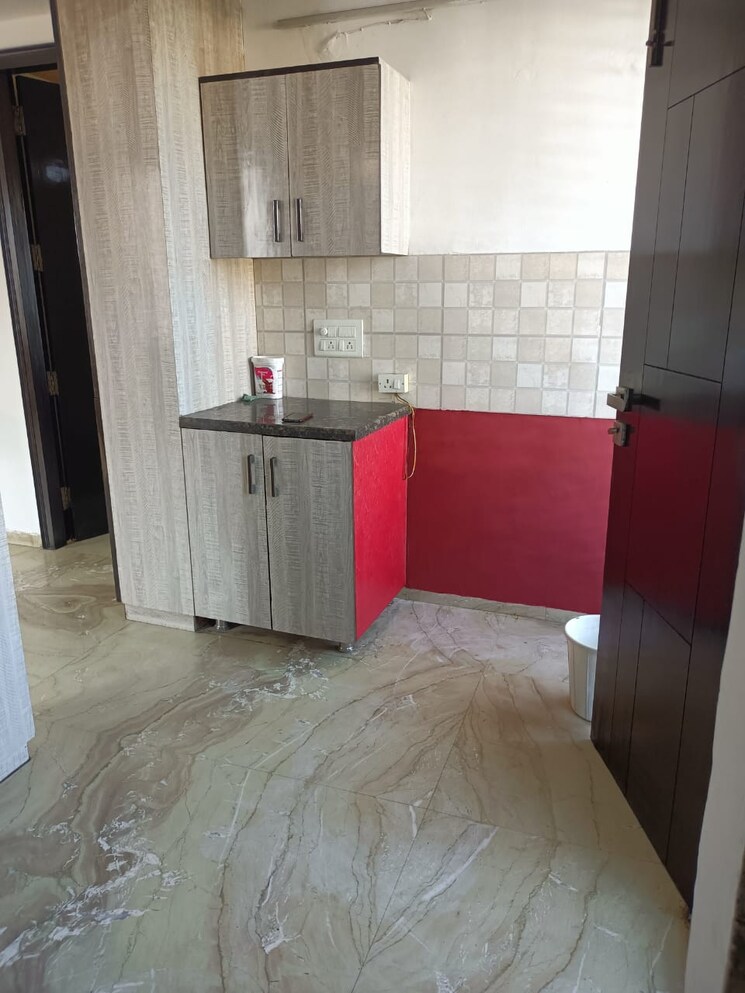 Kitchen, vigyan vihar 3 Bedroom 1400 Sq.Ft. Builder Floor In Vigyan Vihar Delhi 8699599