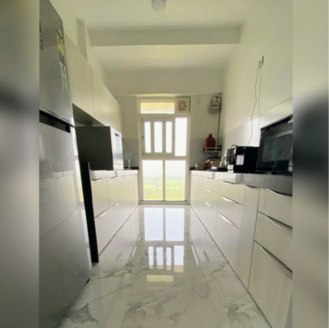 Staircase in 4 BHK Apartment at Raheja Exotica, Pascal Wadi – for Rent