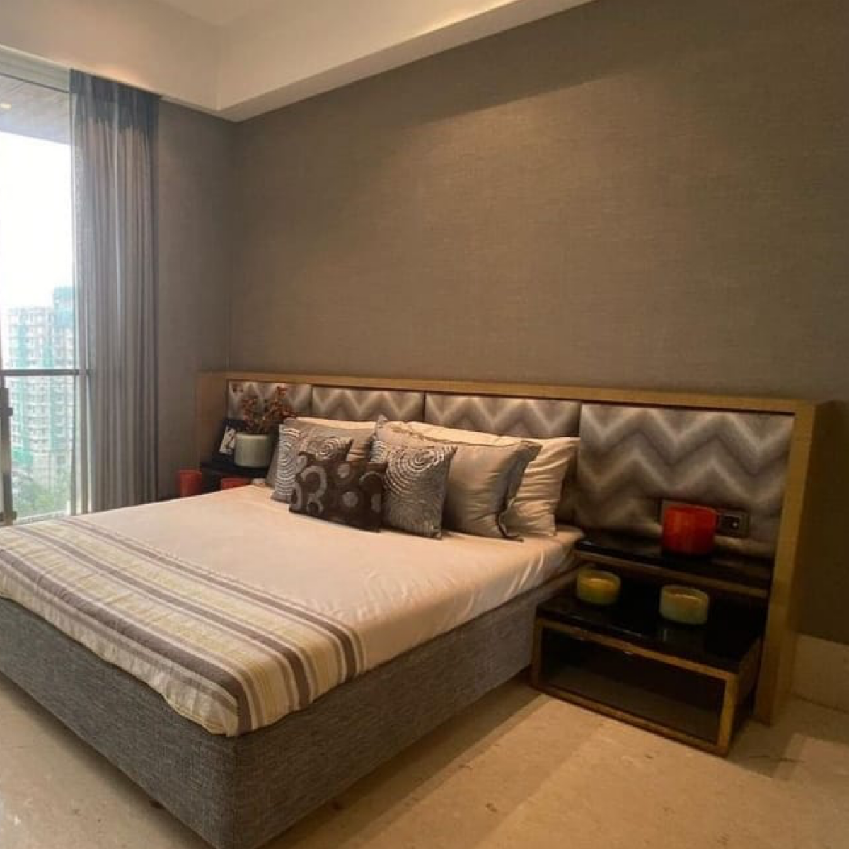 4 BHK 2200 Sq.Ft. Apartment in Raheja Exotica