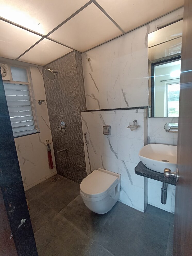 Bathroom, kumar-karishma 1 Bedroom 600 Sq.Ft. Apartment In Karve Road Pune 8699859