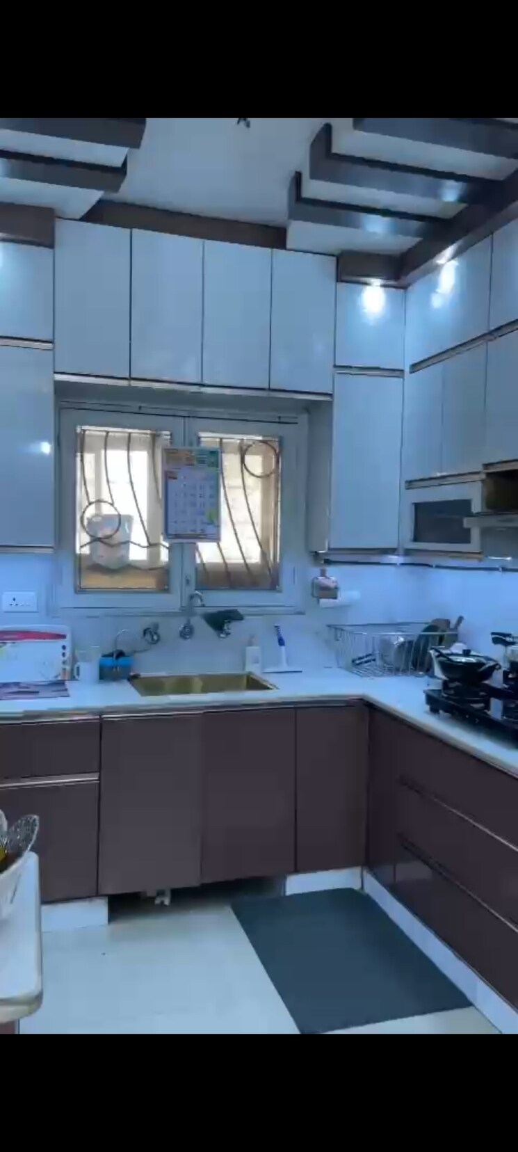 Kitchen, smart-lane 4 Bedroom 180 Sq.Mt. Builder Floor In Niti Khand Ghaziabad 8700036