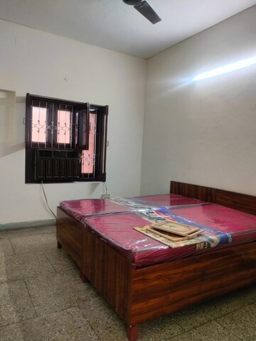 2 BHK Independent House For Rent in Sector 7