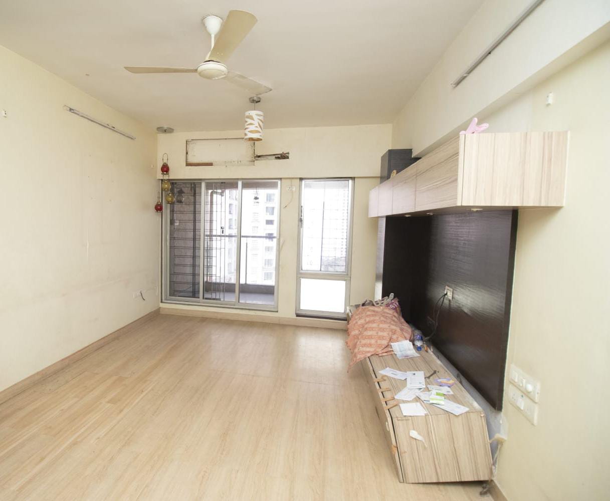 2 BHK + Pooja Room Apartment For Rent in Windsor Garden Enclave