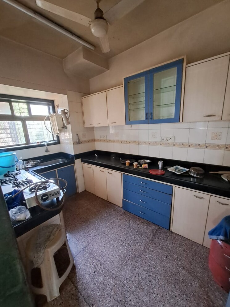 Kitchen, raunak-park 3 Bedroom 1500 Sq.Ft. Apartment In Kokanipada Thane 8700211