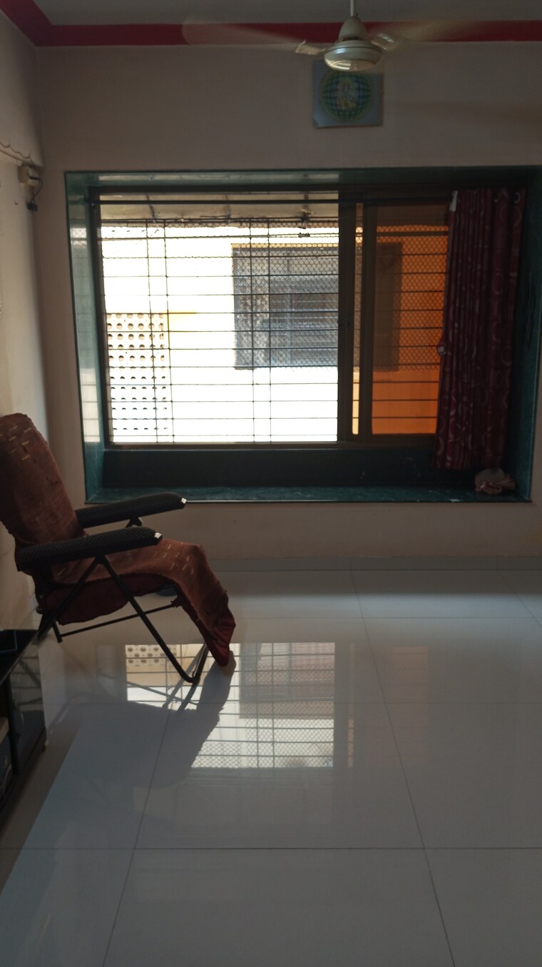  Parking, kavesar 2 Bedroom 670 Sq.Ft. Apartment In Kavesar Thane 8700120