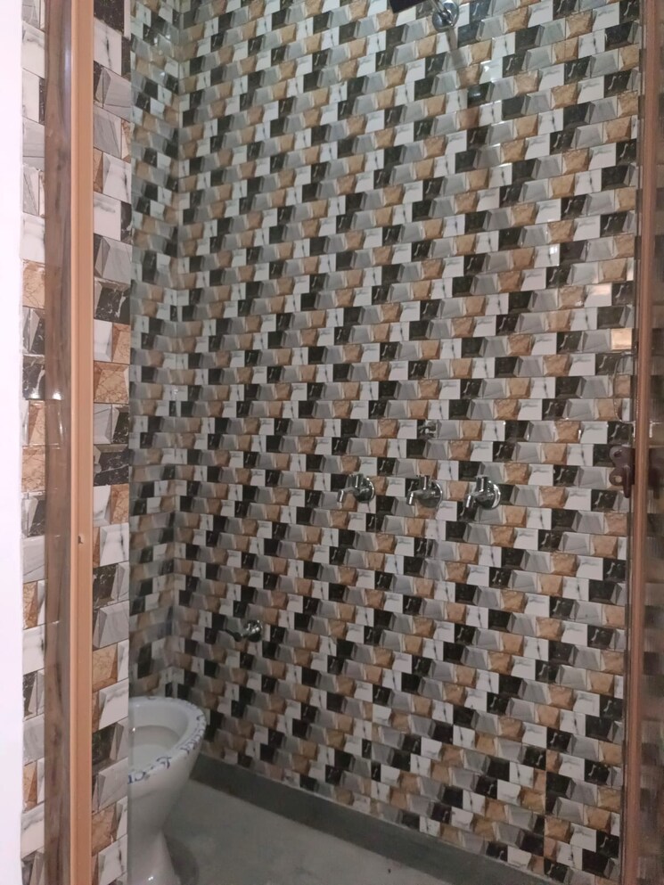 Attached Bathroom, burari 2 Bedroom 450 Sq.Ft. Builder Floor In Burari Delhi 8700197