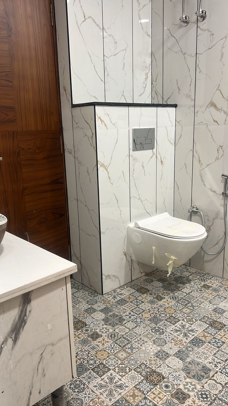 Bathroom, goregaon east 2 Bedroom 678 Sq.Ft. Apartment In Goregaon East Mumbai 8700395