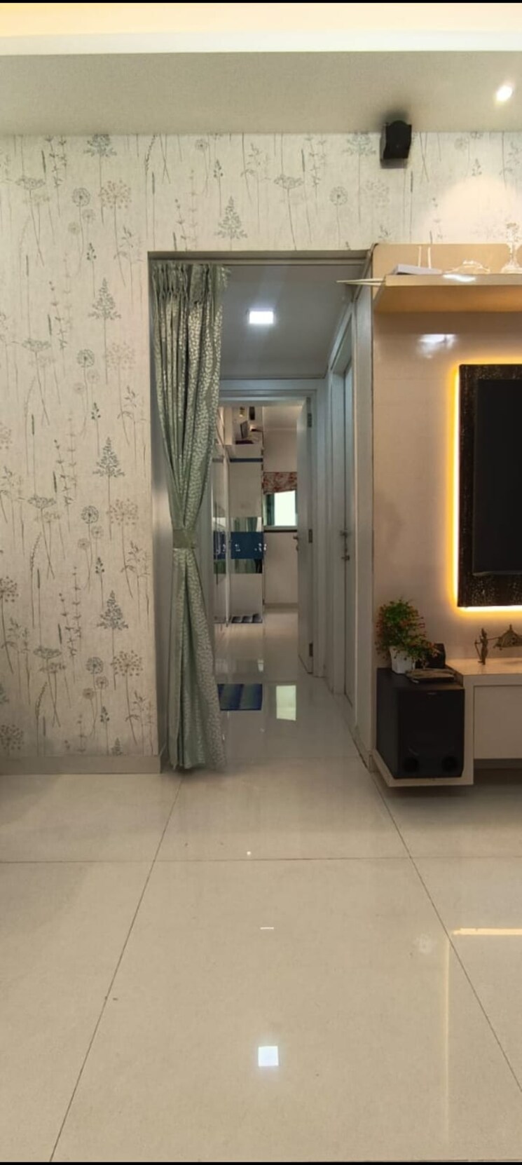 Bathroom, rustomjee-azziano-wing-d 2 Bedroom 700 Sq.Ft. Apartment In Majiwada Thane 8700596