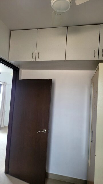 Furnished Amenities in 1.5 BHK Apartment at Mohan Mansion CHS, Chunabhatti – for Sale