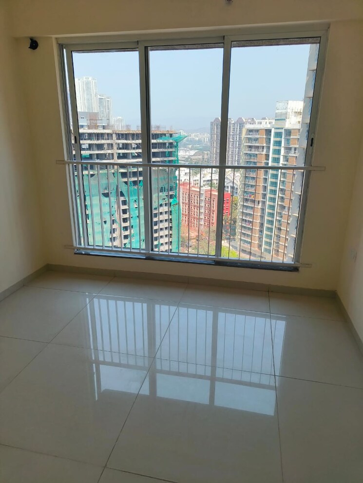 Balcony, anant-tara 2 Bedroom 667 Sq.Ft. Apartment In Kandivali West Mumbai 8700610