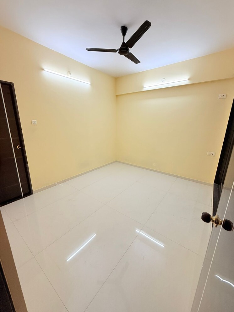 undefined, sector 8 ghansoli 2 Bedroom 650 Sq.Ft. Apartment In Sector 8 Ghansoli Navi Mumbai 8700645