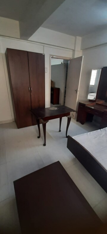 Master Bedroom in 2 BHK Apartment at Aalap CHS Hindu Colony, Dadar East – for Rent