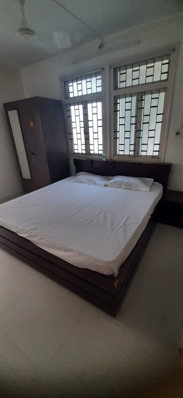 Bedroom in 2 BHK Apartment at Aalap CHS Hindu Colony, Dadar East – for Rent