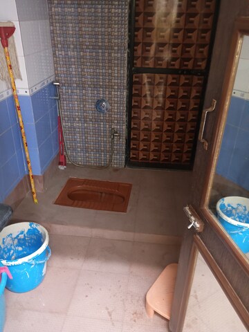 Furnished Amenities in 2 BHK Apartment at Shrusti Complex, Ghodbunder Road – for Rent