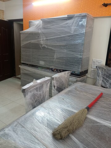 2 BHK Apartment For Rent in Shrusti Complex, Ghodbunder Road