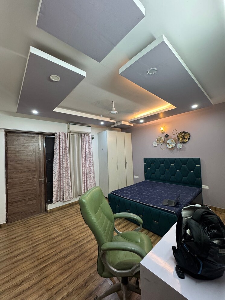Master Bedroom, sushant-lok-3 4 Bedroom 2350 Sq.Ft. Builder Floor In Sector 57 Gurgaon 8700895