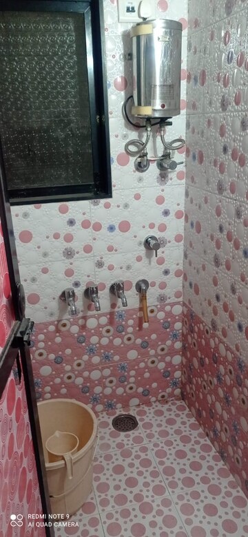 Bathroom in 1 BHK Apartment at Dombivli West – for Rent