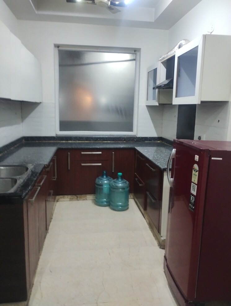 Kitchen, sushant-vyapaar-kendra 2 Bedroom 215 Sq.Yd. Builder Floor In Sector 43 Gurgaon 8700922