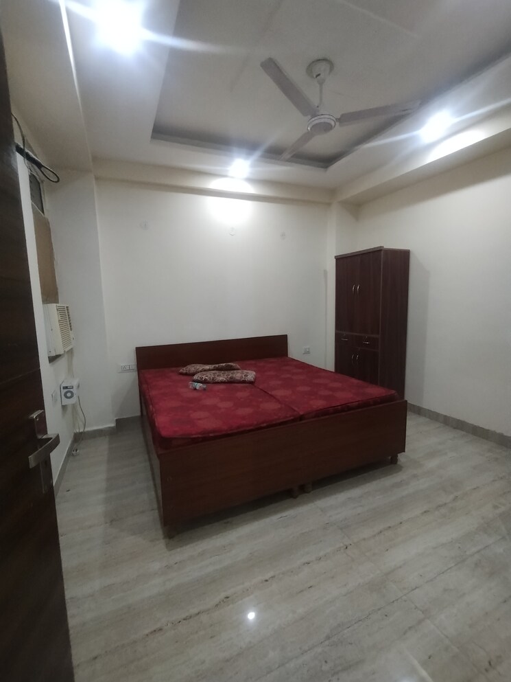 Bedroom, dlf-city-phase-iv 2 Bedroom 1150 Sq.Ft. Builder Floor In Dlf Phase iv Gurgaon 8700923