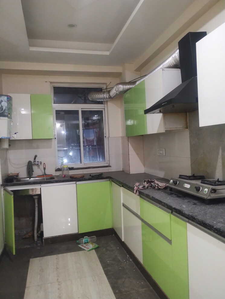 Kitchen, dlf-city-phase-iv 2 Bedroom 1150 Sq.Ft. Builder Floor In Dlf Phase iv Gurgaon 8700923