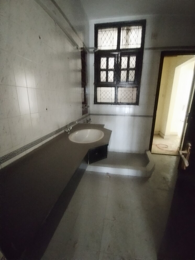 undefined, dlf-city-phase-iv 2 Bedroom 270 Sq.Yd. Villa In Dlf Phase iv Gurgaon 8700926