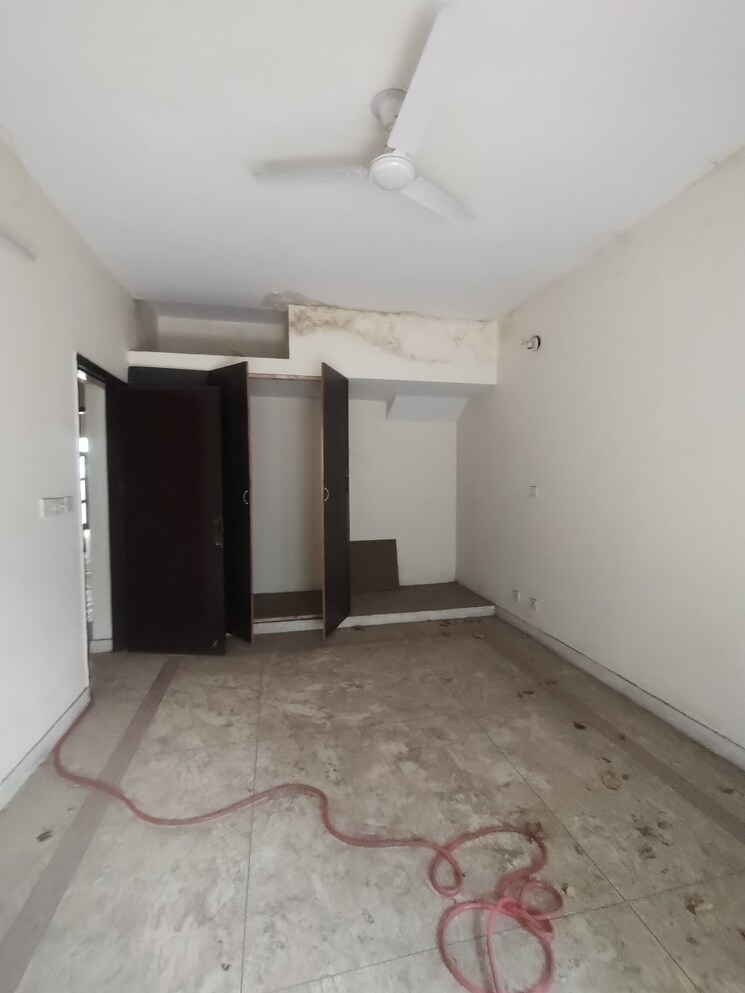 undefined, dlf-city-phase-iv 2 Bedroom 270 Sq.Yd. Villa In Dlf Phase iv Gurgaon 8700926