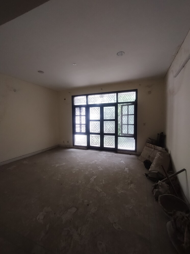 Room, dlf-city-phase-iv 2 Bedroom 270 Sq.Yd. Villa In Dlf Phase iv Gurgaon 8700926