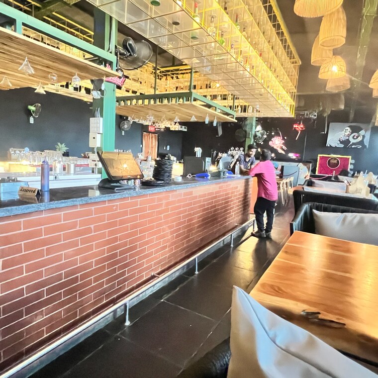 Swimming Pool, madinaguda Commercial Shop 13000 Sq.Ft. In Madinaguda Hyderabad 8700950