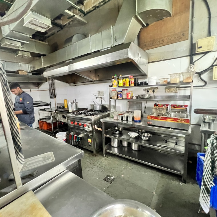 Gym, madinaguda Commercial Shop 13000 Sq.Ft. In Madinaguda Hyderabad 8700950