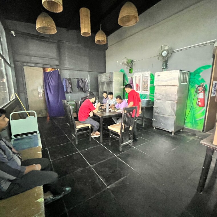  Parking, madinaguda Commercial Showroom 14000 Sq.Ft. In Madinaguda Hyderabad 8700968