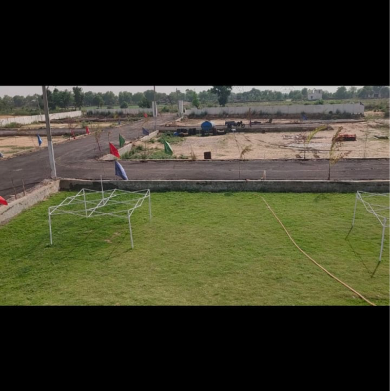 Exterior View, yamuna expressway  200 Sq.Yd. Plot In Yamuna Expressway Greater Noida 8701001