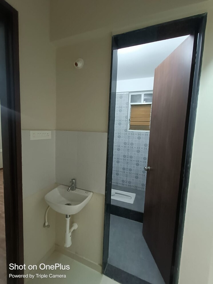 Bathroom, dsk-akash-ganga 2 Bedroom 998 Sq.Ft. Apartment In Aundh Pune 8700977