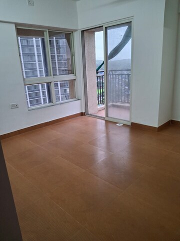Room in 2 BHK Apartment at MICL Aaradhya Parkwood, Mira Road – for Rent