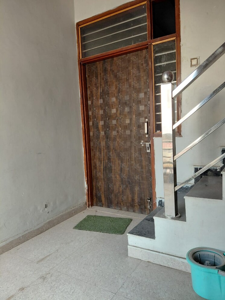 undefined, new industrial township 3 Bedroom 1750 Sq.Ft. Builder Floor In New Industrial Township Faridabad 8700998