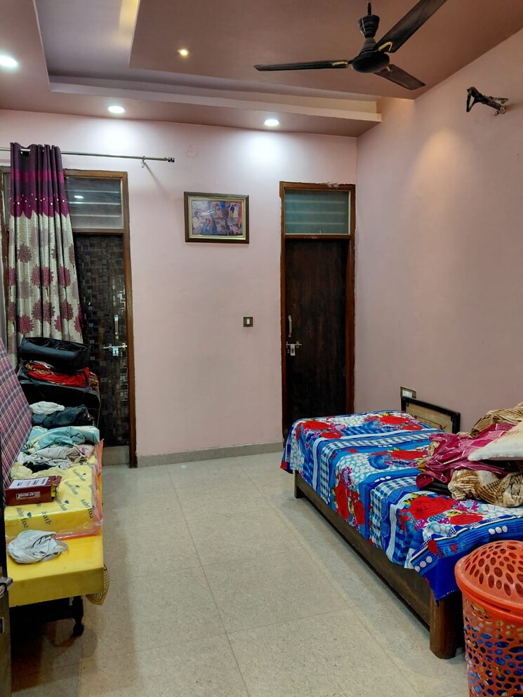 Bedroom, new industrial township 3 Bedroom 1750 Sq.Ft. Builder Floor In New Industrial Township Faridabad 8700998