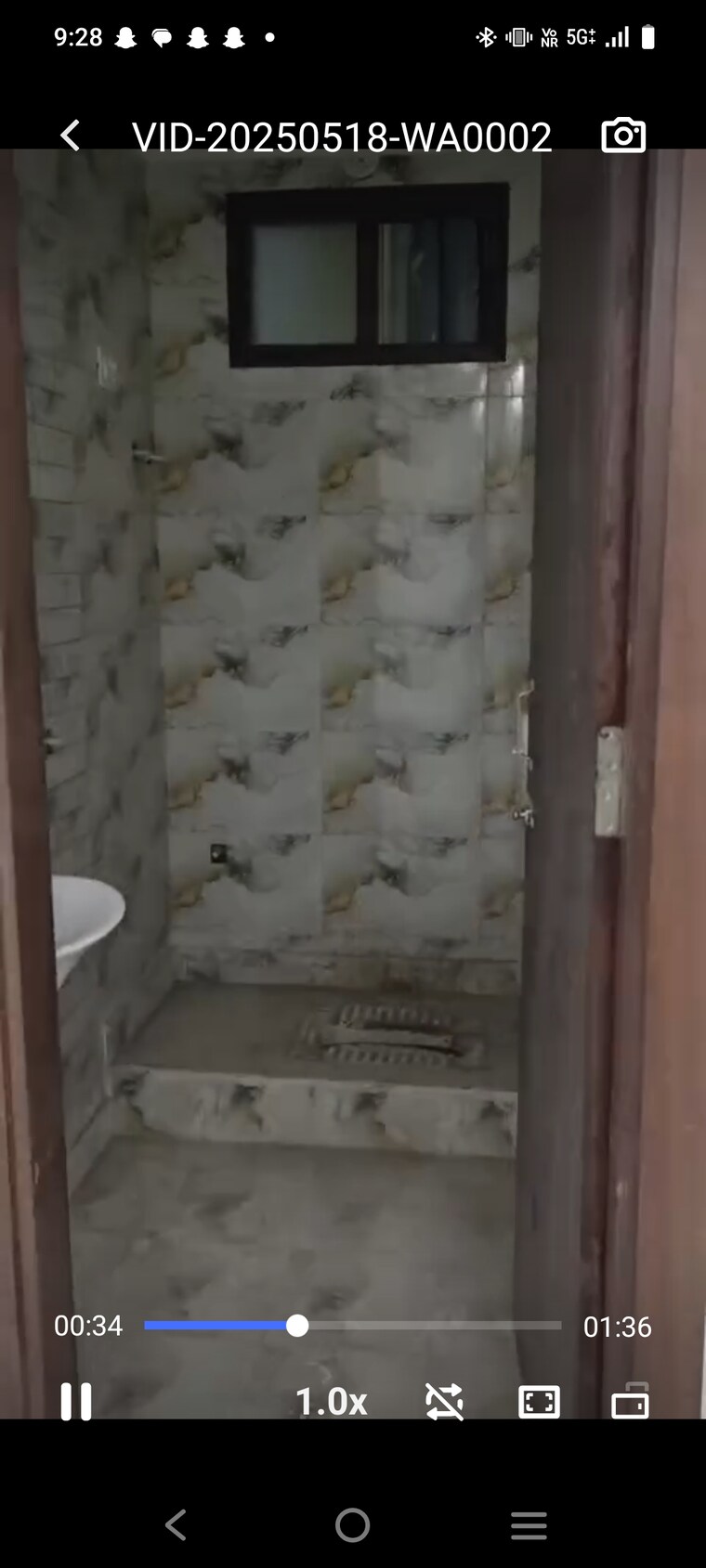 Bathroom, laxmi nagar 3 Bedroom 100 Sq.Yd. Builder Floor In Laxmi Nagar Delhi 8701030
