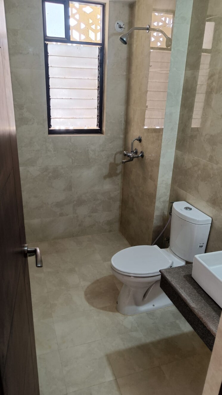 Bathroom, nijampur malhaur 3 Bedroom 1250 Sq.Ft. Independent House In Nijampur Malhaur Lucknow 8701021