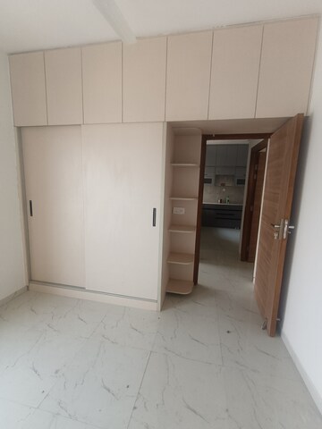 Room in 3 BHK Apartment at Pivotal Paradise, Sector 62 – for Rent