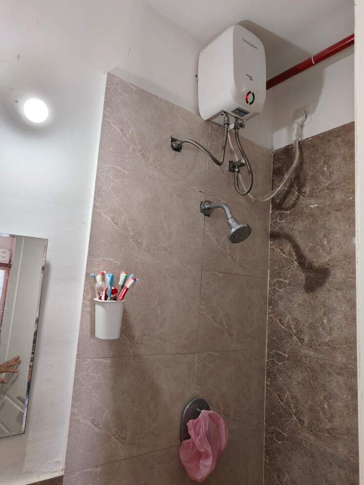 Bathroom, saheel-itrend-homes 1.5 Bedroom 550 Sq.Ft. Apartment In Hinjewadi Pune 8701077