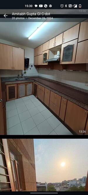 Kitchen in 4 BHK Builder Floor at DLF City Phase IV, Dlf Phase iv – for Sale