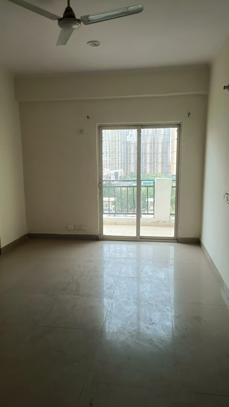 Room, gardenia-gateway 3 Bedroom 1700 Sq.Ft. Apartment In Sector 75 Noida 8701119