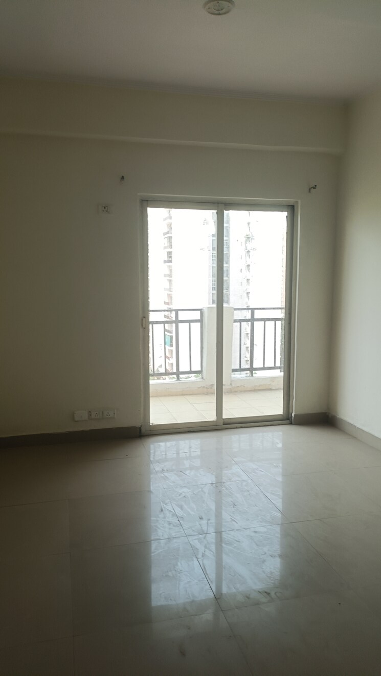 Room, gardenia-gateway 3 Bedroom 1700 Sq.Ft. Apartment In Sector 75 Noida 8701119