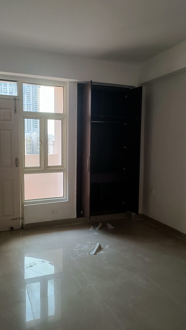 Room, supertech-cape-town 2 Bedroom 1150 Sq.Ft. Apartment In Sector 74 Noida 8701124