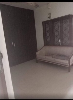 2 BHK Builder Floor For Sale in Lajpat Nagar